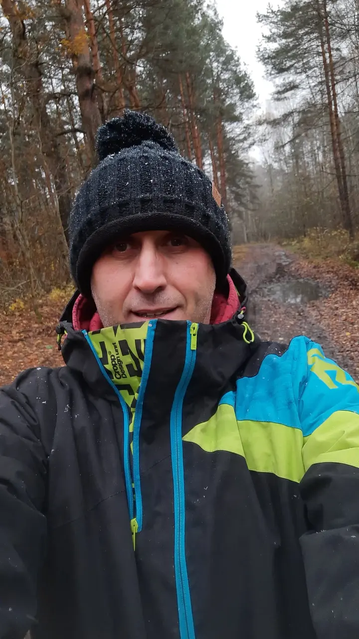 Autumnal and rainy on a walk in my village